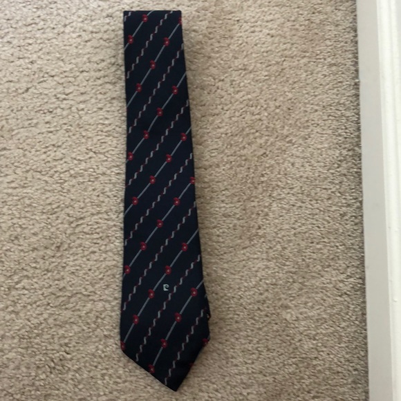 Vintage Pierre Cardin silk tie - Picture 1 of 4